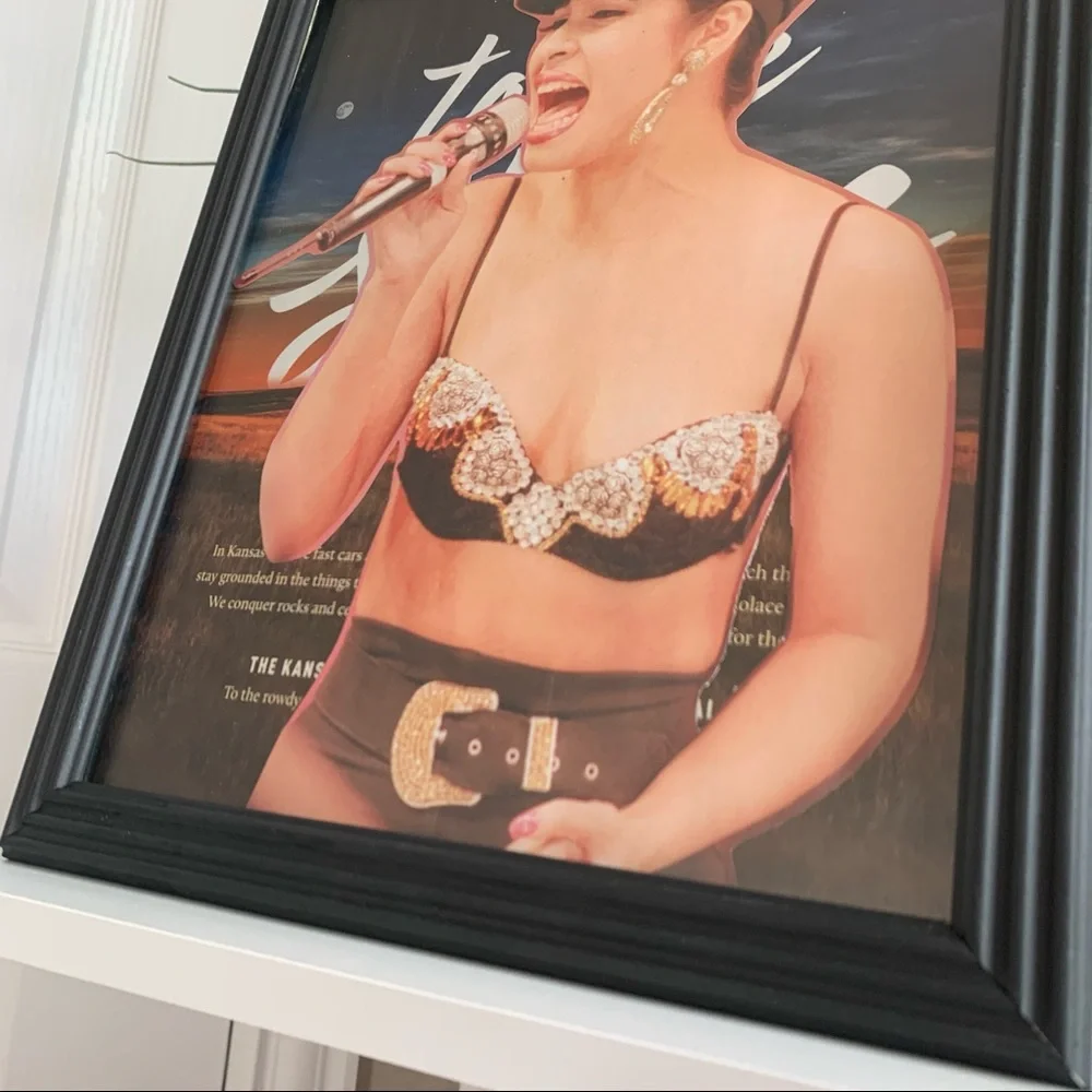 Selena Quintanilla‎ Stage Collage Iconic Performance Tejano Wall Art